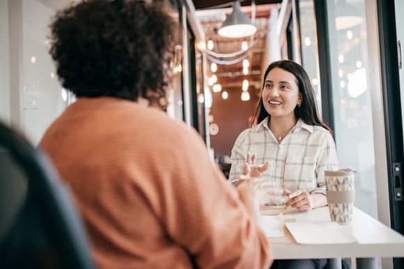 Personalerin fragt nach Grund für Jobwechsel