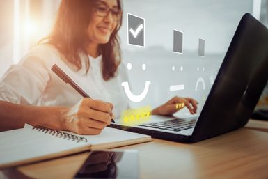 Arbeitszufriedenheit in Krisenzeiten - Studie 2022 Arbeitszufriedenheit in Krisenzeiten - Studie 2022